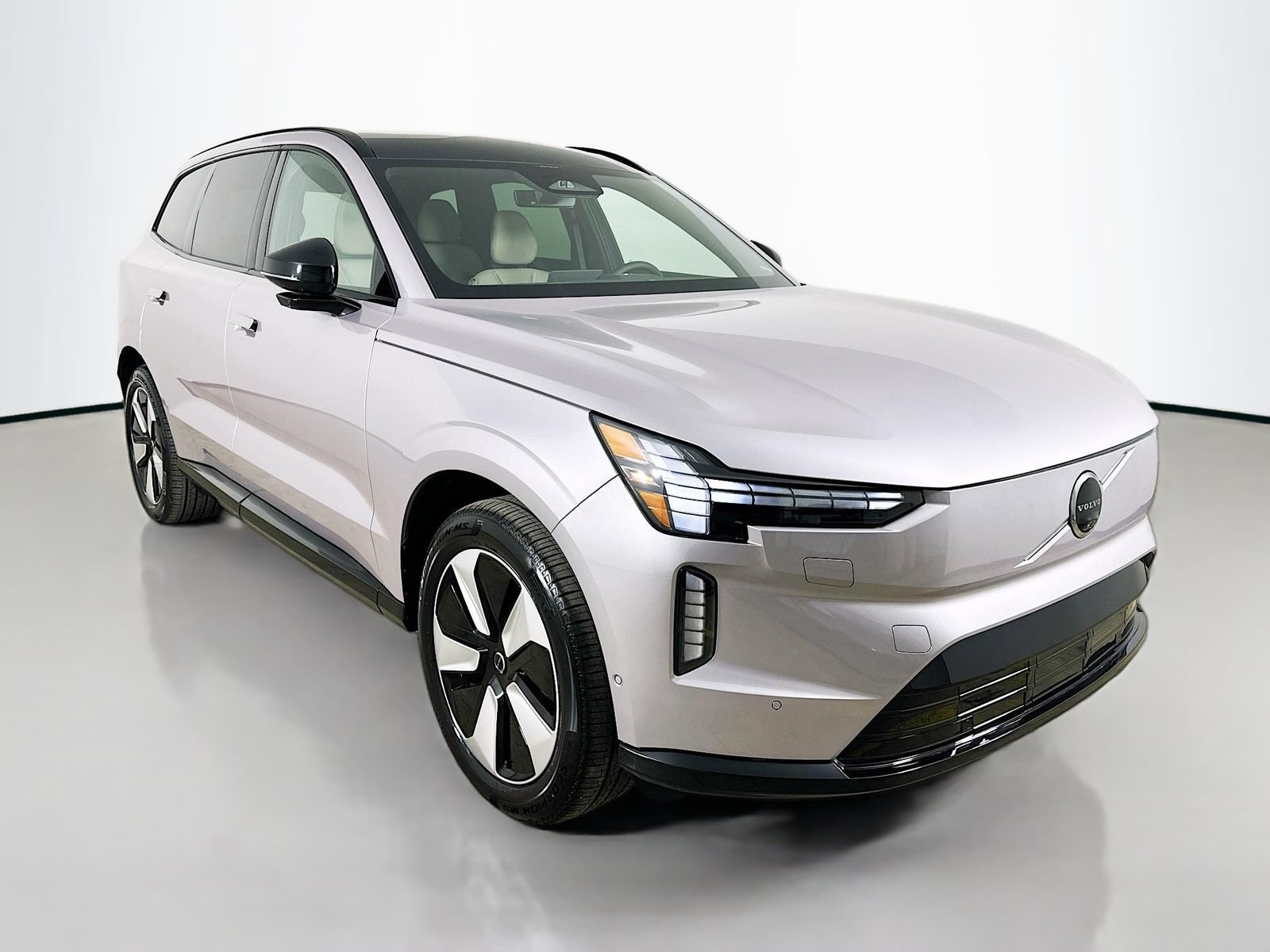 New 2026 Volvo EX90 Plus AWD/4WD image 3