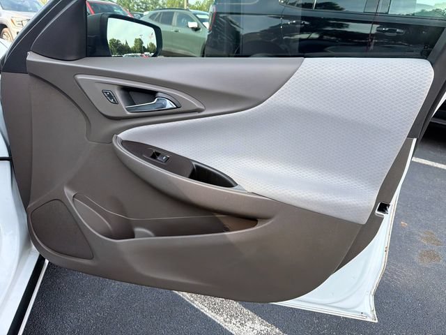 Used 2020 Chevrolet Malibu LS FWD image 14