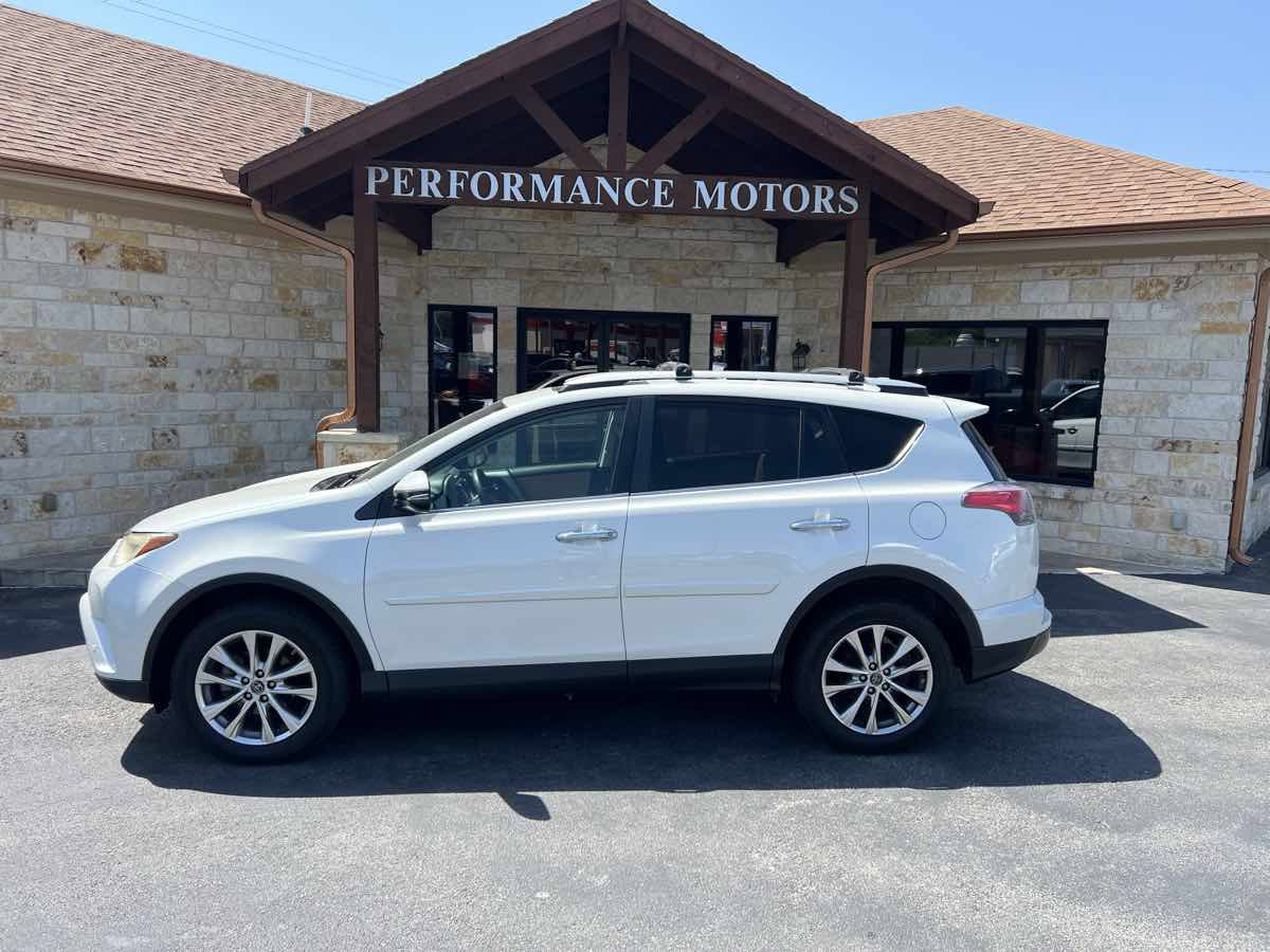 Used 2016 Toyota RAV4 Limited FWD image 2