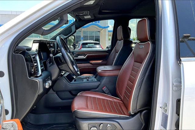 Used 2024 GMC Sierra 2500 Denali Ultimate AWD/4WD image 18