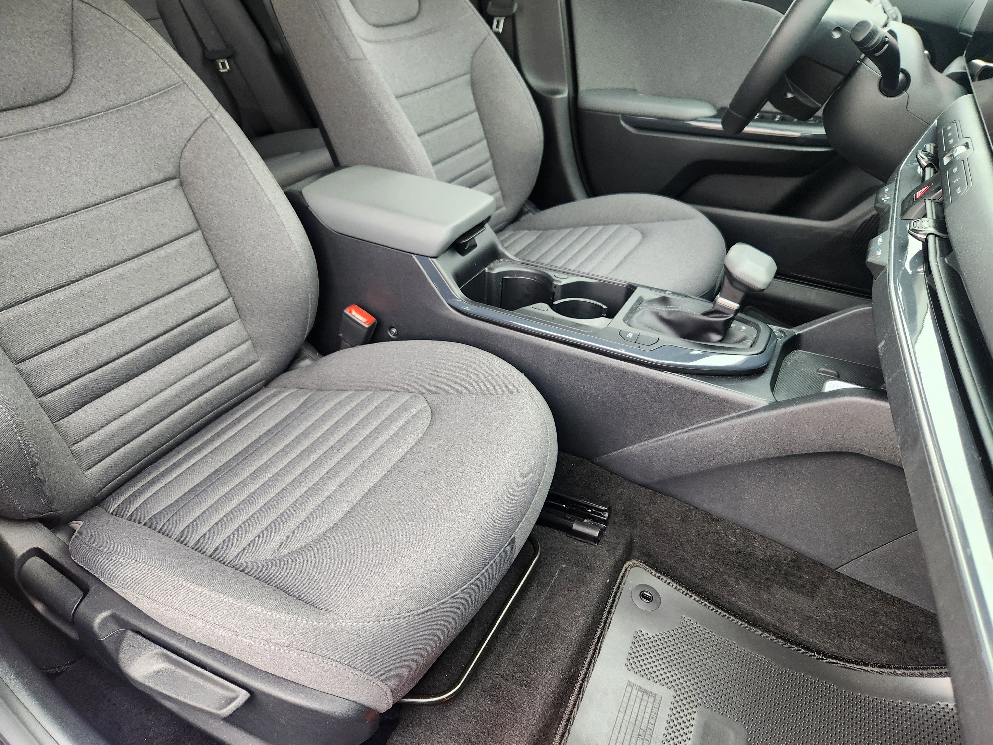 Used 2025 Kia K4 EX image 10