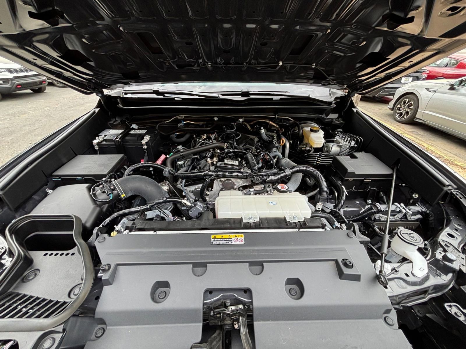 Used 2025 Toyota Tacoma TRD Off-Road image 32