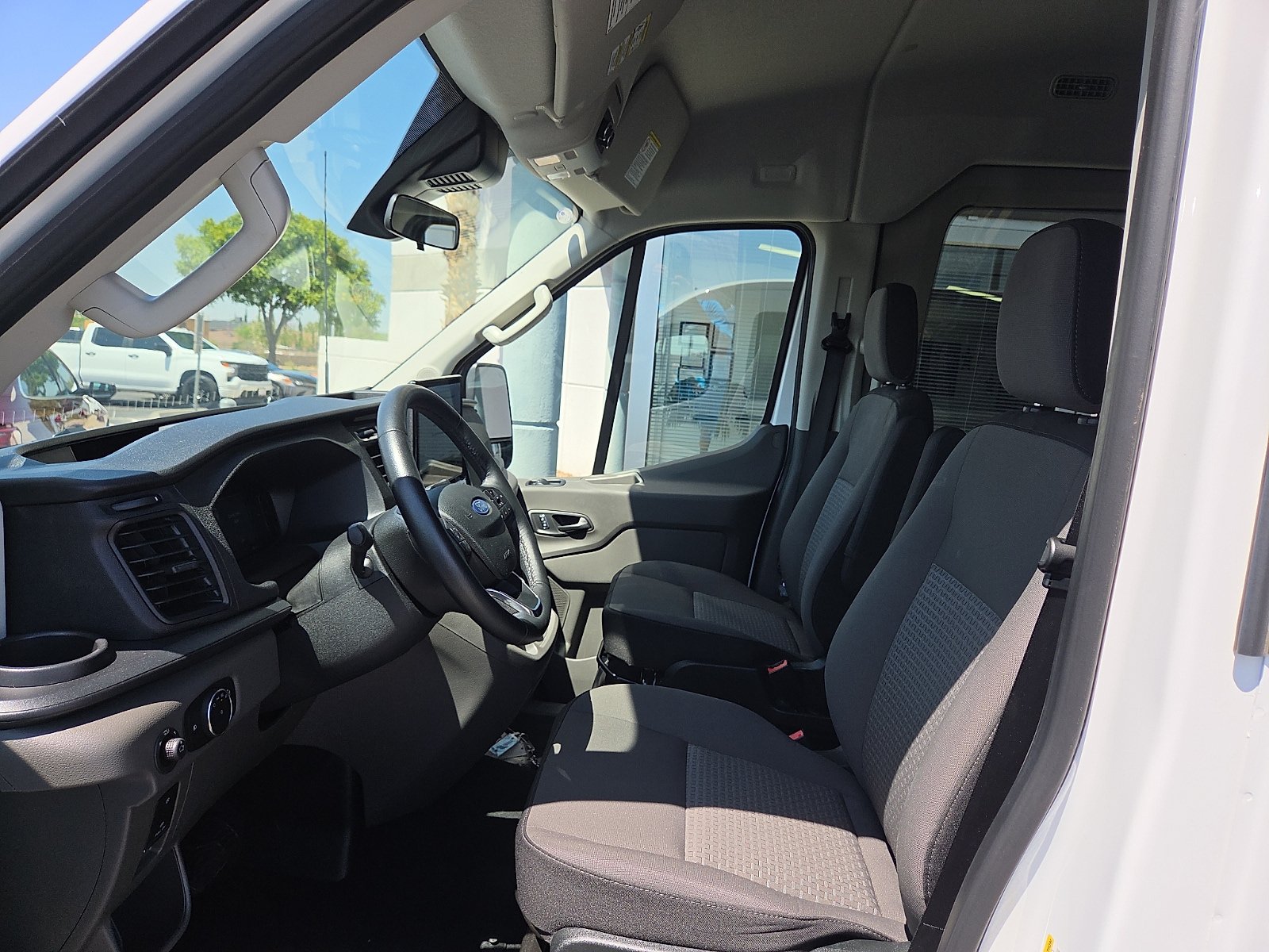 Used 2026 Ford Transit 350 XLT RWD image 9
