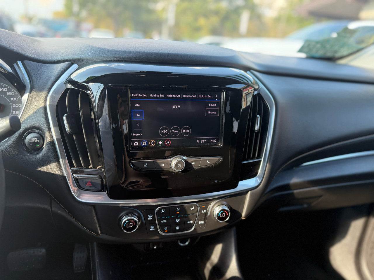 Used 2020 Chevrolet Traverse LS image 13