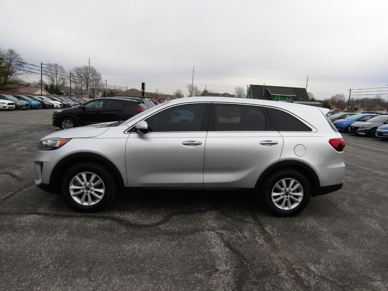 Used 2019 Kia Sorento LX image 4