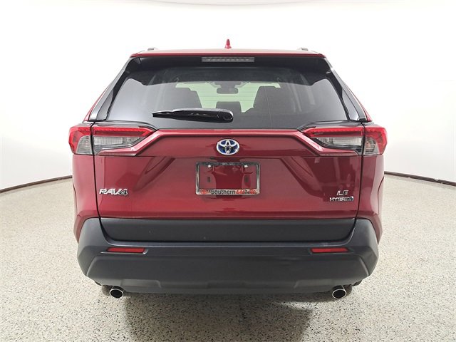 Used 2022 Toyota RAV4 LE image 6