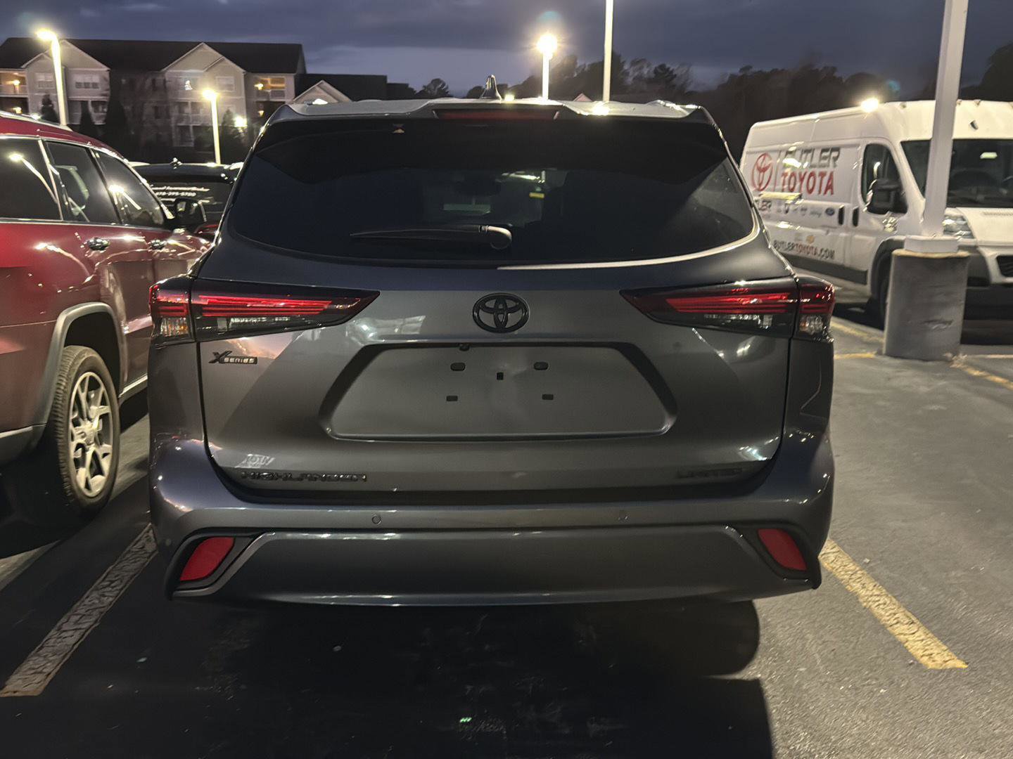 Used 2025 Toyota Highlander Limited image 7