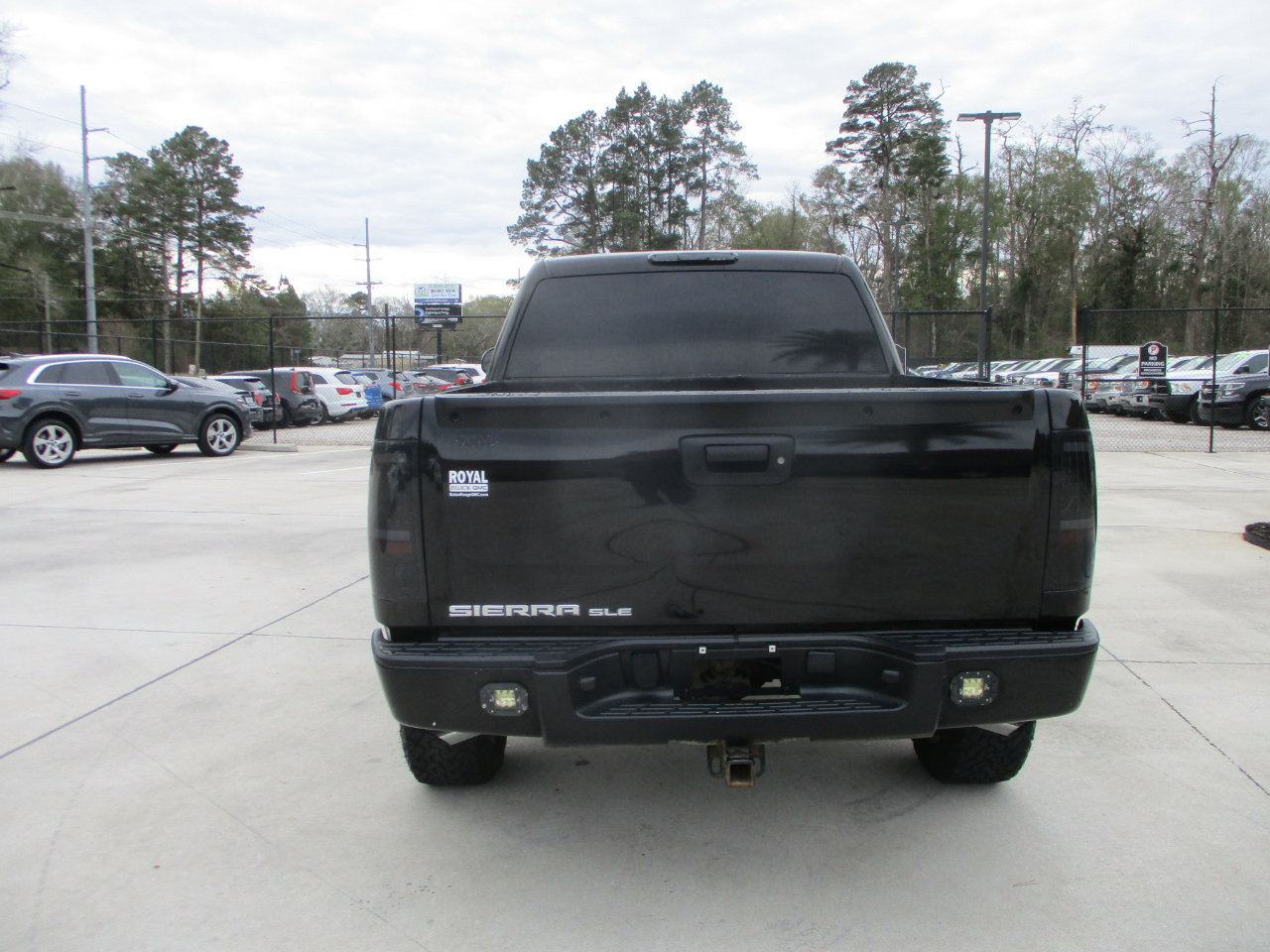 Used 2010 GMC Sierra 1500 SLE w/ Regional Value Package image 6