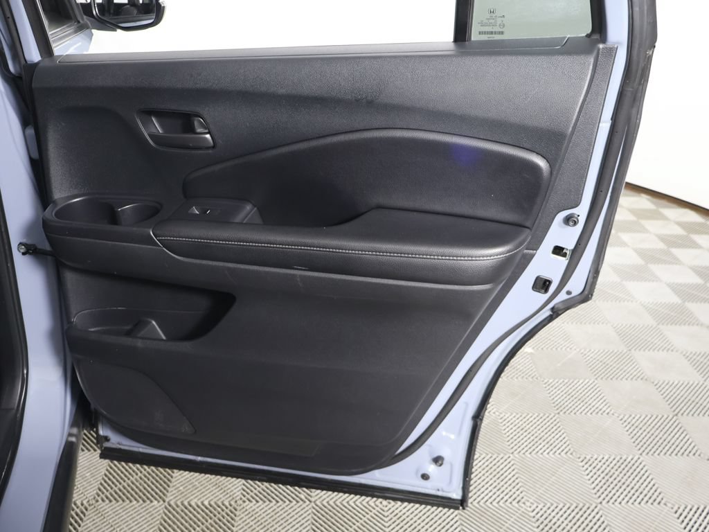Used 2023 Honda Passport EX-L image 28