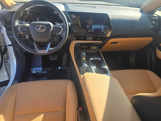 Certified 2025 Lexus NX 250 FWD w/ Accessory Package (2T) image 19
