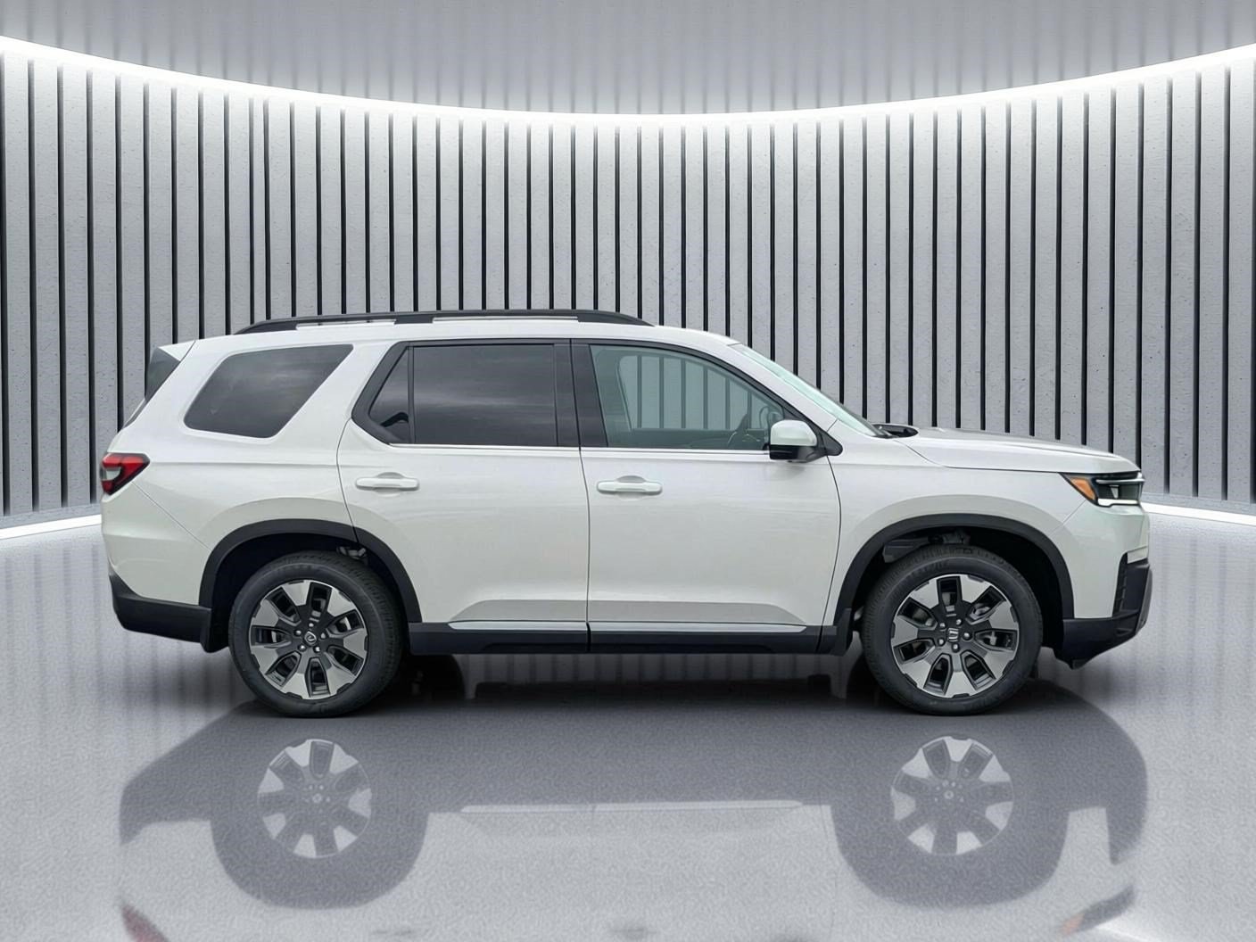New 2026 Honda Pilot Elite image 3