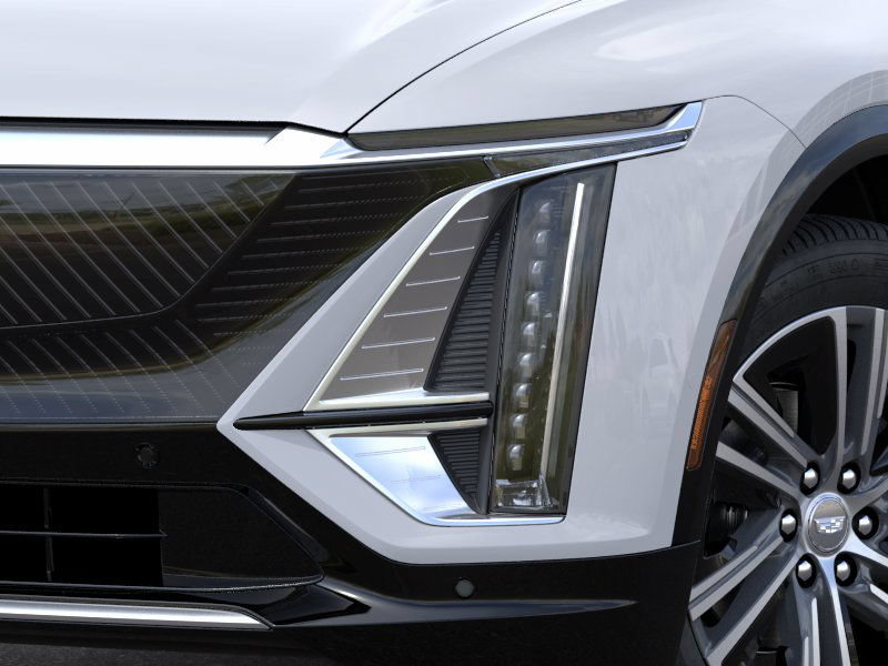 New 2026 Cadillac Lyriq Luxury w/ LPO, Floor Liner Package RWD image 39