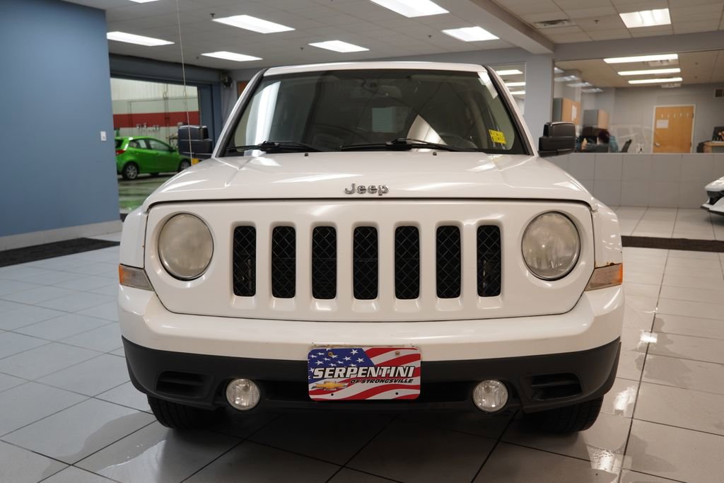 Used 2014 Jeep Patriot Latitude image 16