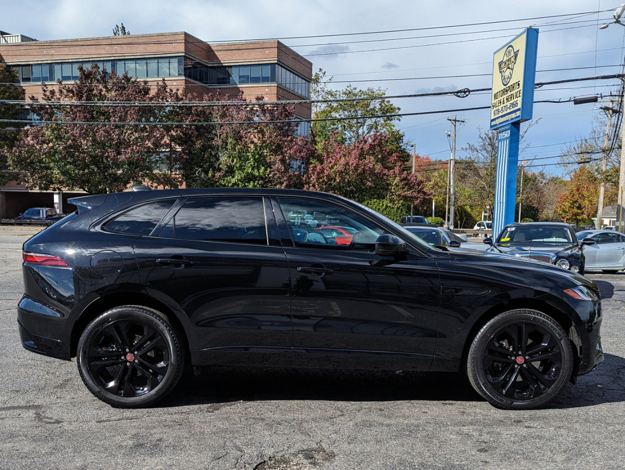 Used 2023 Jaguar F-PACE S image 6