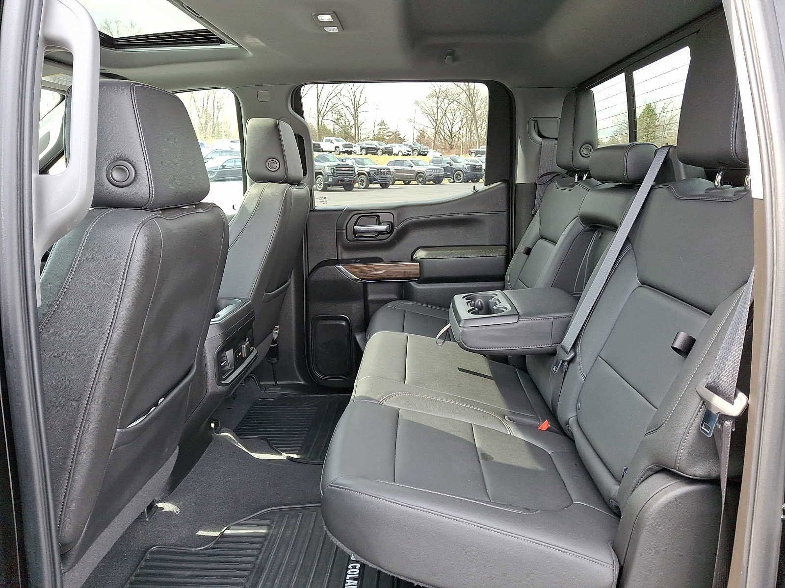 Certified 2022 Chevrolet Silverado 1500 RST w/ Redline Edition image 10