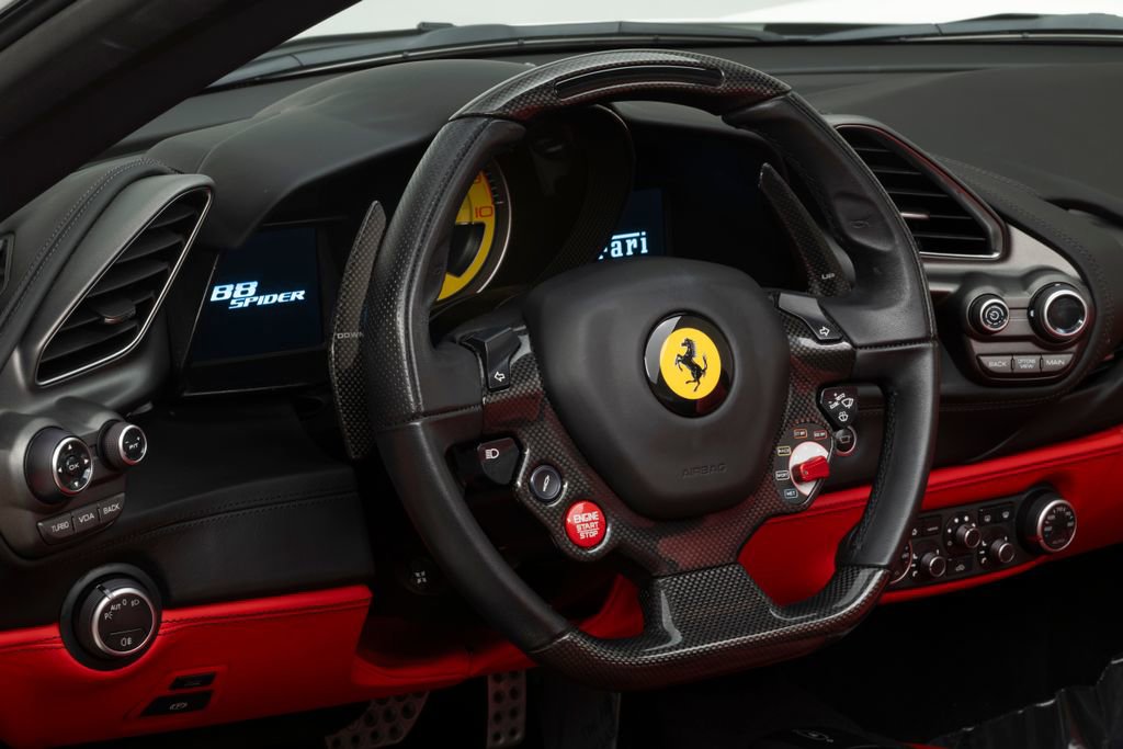 Used 2018 Ferrari 488 Spider Base image 26