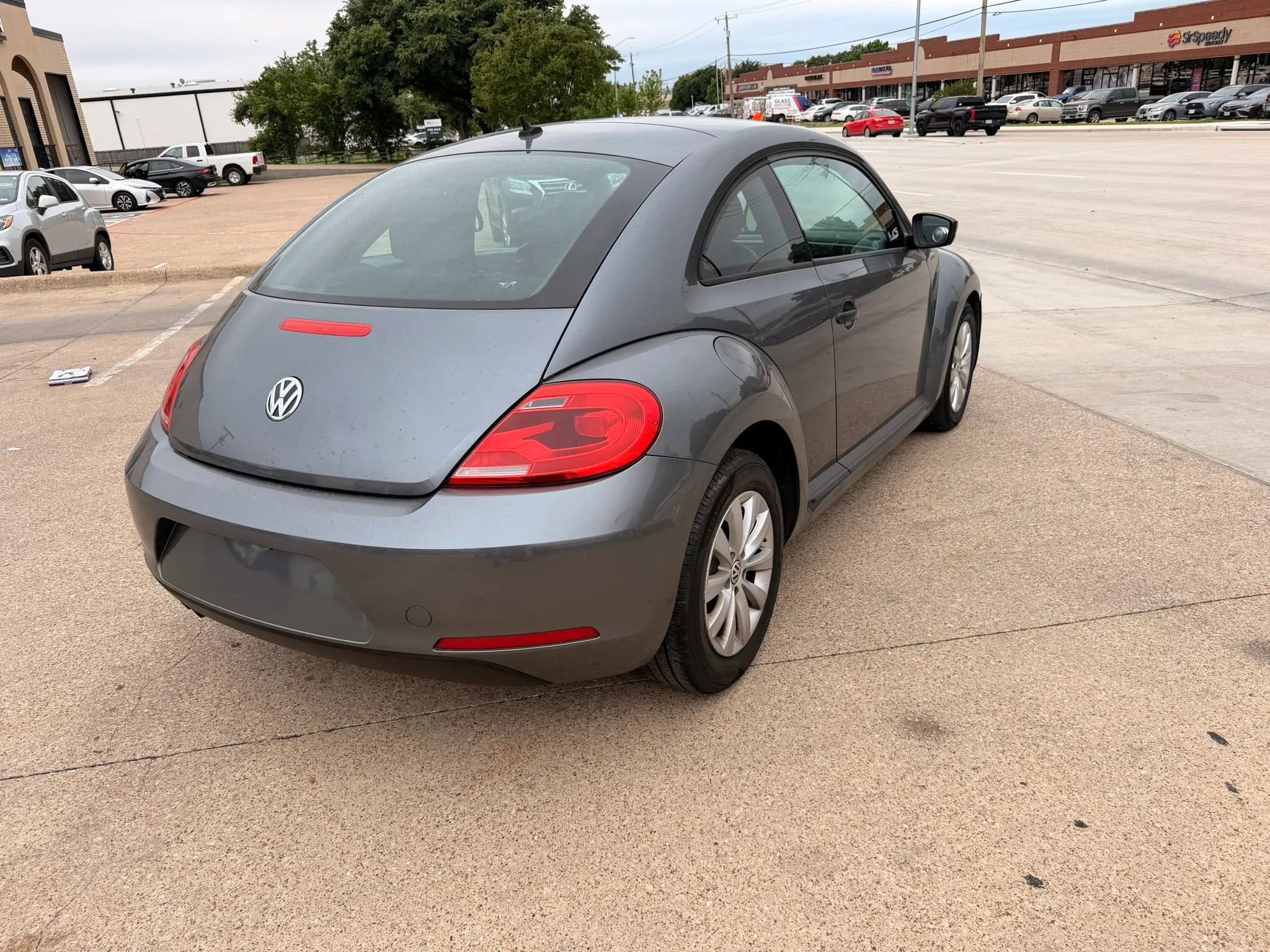 Used 2014 Volkswagen Beetle 1.8T FWD image 5