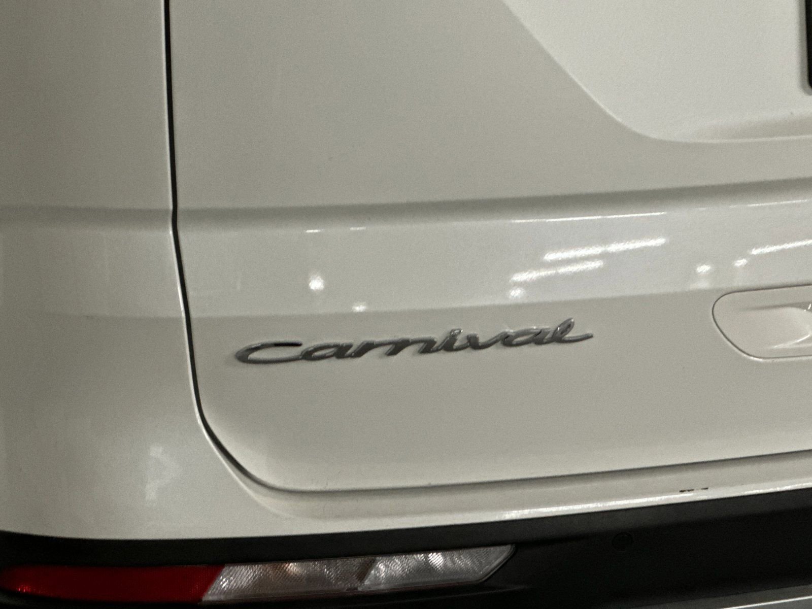 Certified 2022 Kia Carnival SX Prestige image 37