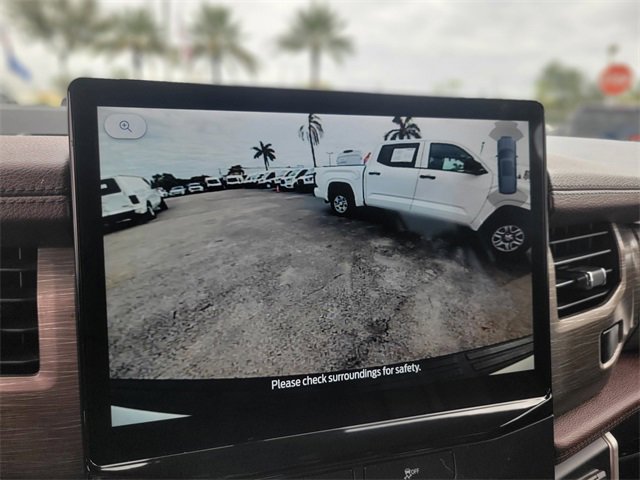 Certified 2022 Ford Expedition Limited image 27