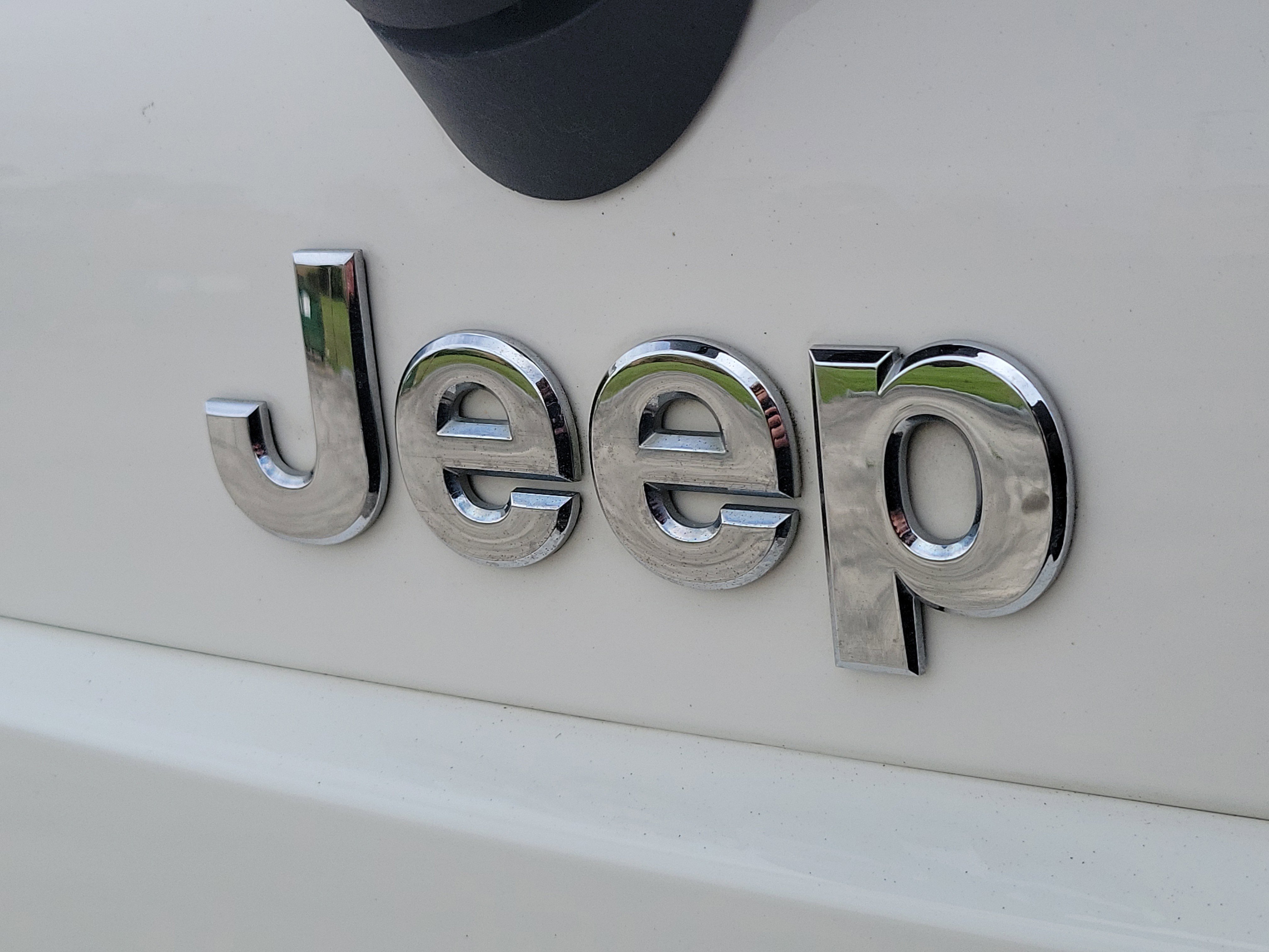 Used 2005 Jeep Grand Cherokee Limited RWD image 7