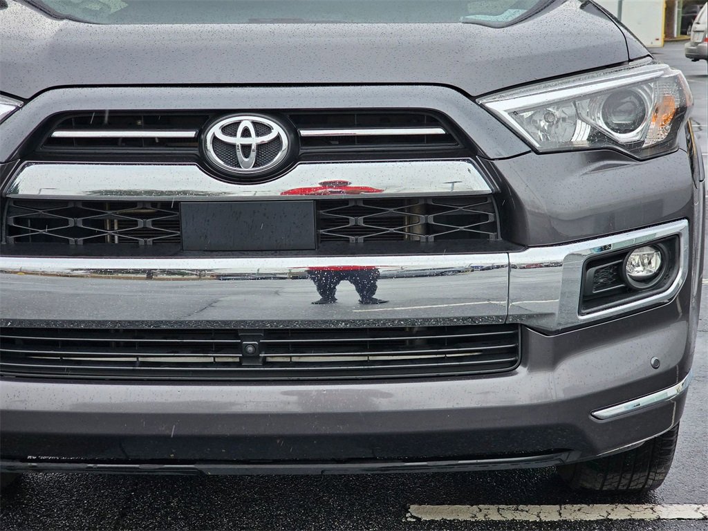 Used 2022 Toyota 4Runner Limited image 9
