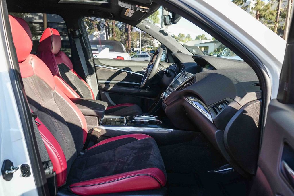 Used 2020 Acura MDX A-Spec image 17