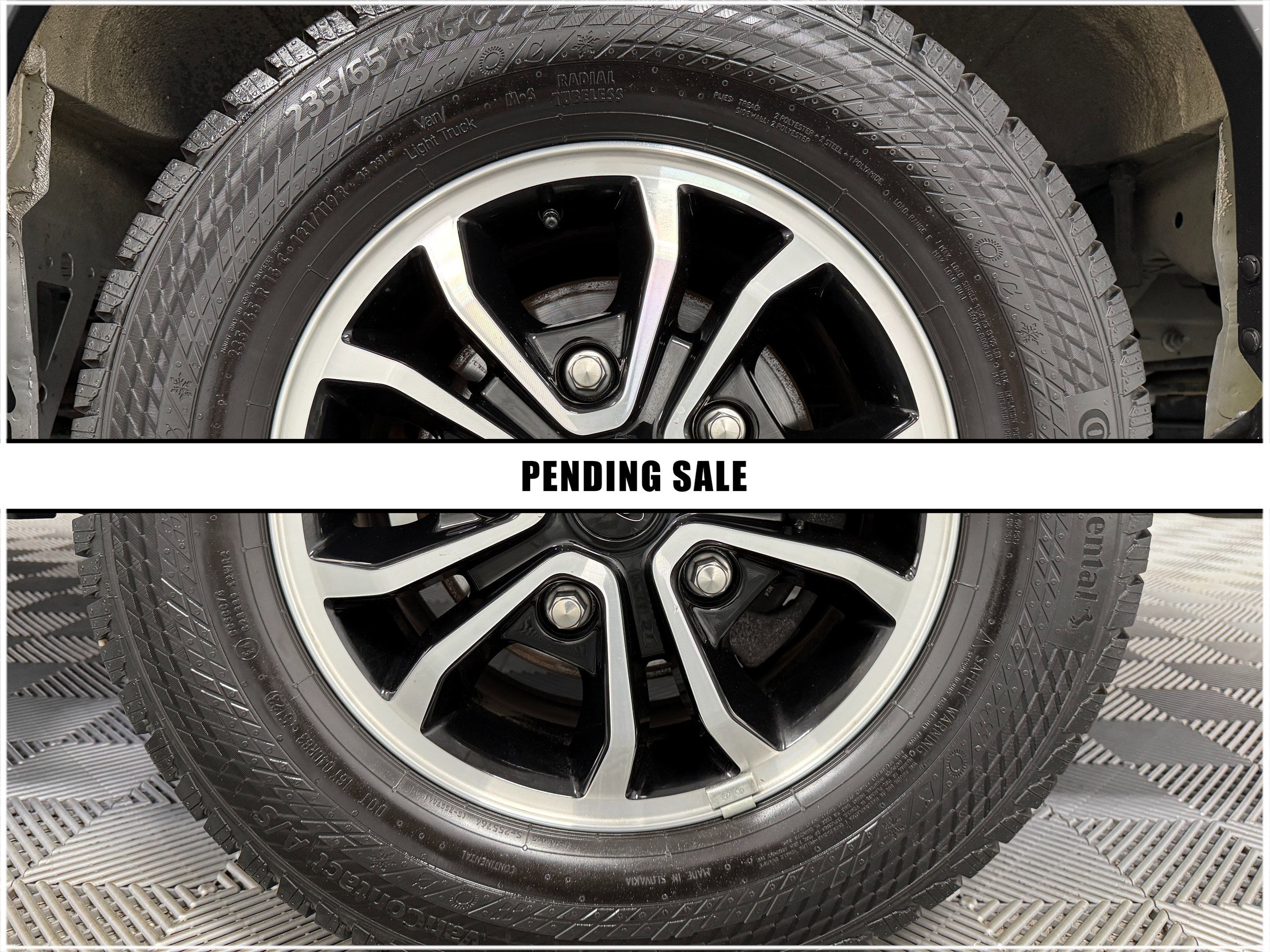 Used 2024 Ford Transit 350 XLT RWD image 30