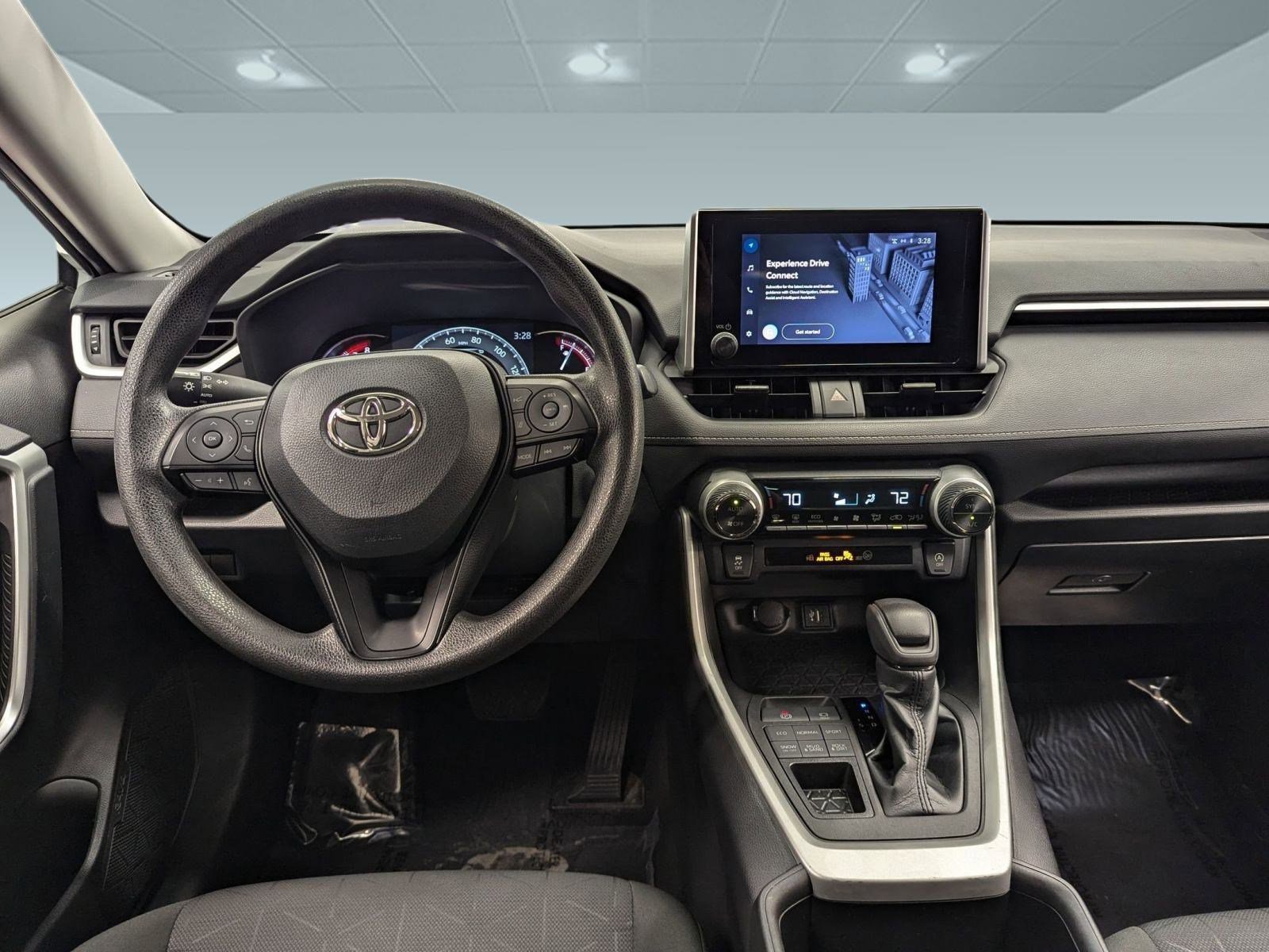Used 2023 Toyota RAV4 XLE image 22