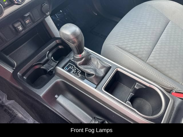Used 2020 Toyota Tacoma SR5 AWD/4WD image 16