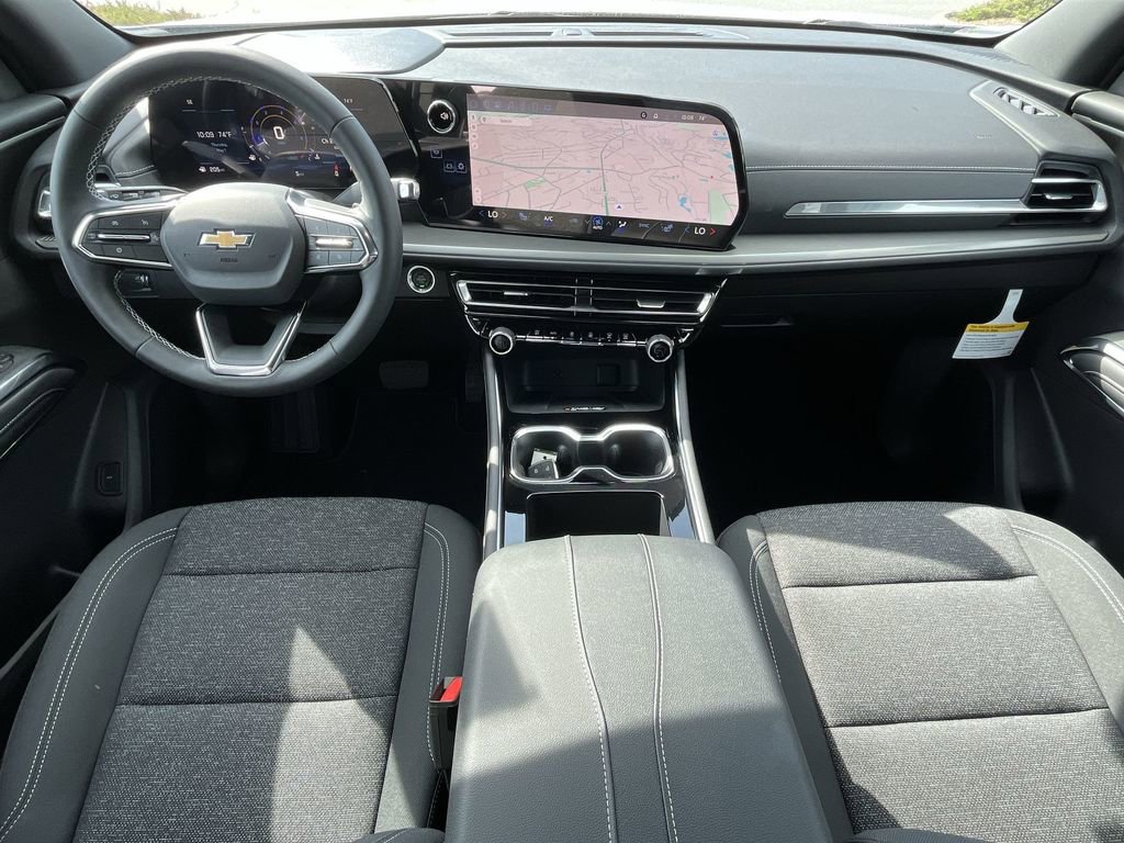 New 2025 Chevrolet Traverse LT image 21