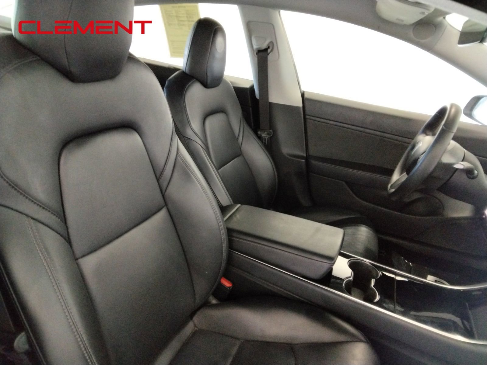 Used 2019 Tesla Model 3 Standard Range image 36