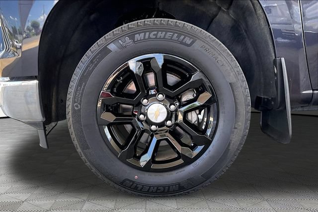 Used 2023 Chevrolet Silverado 1500 LT AWD/4WD image 21