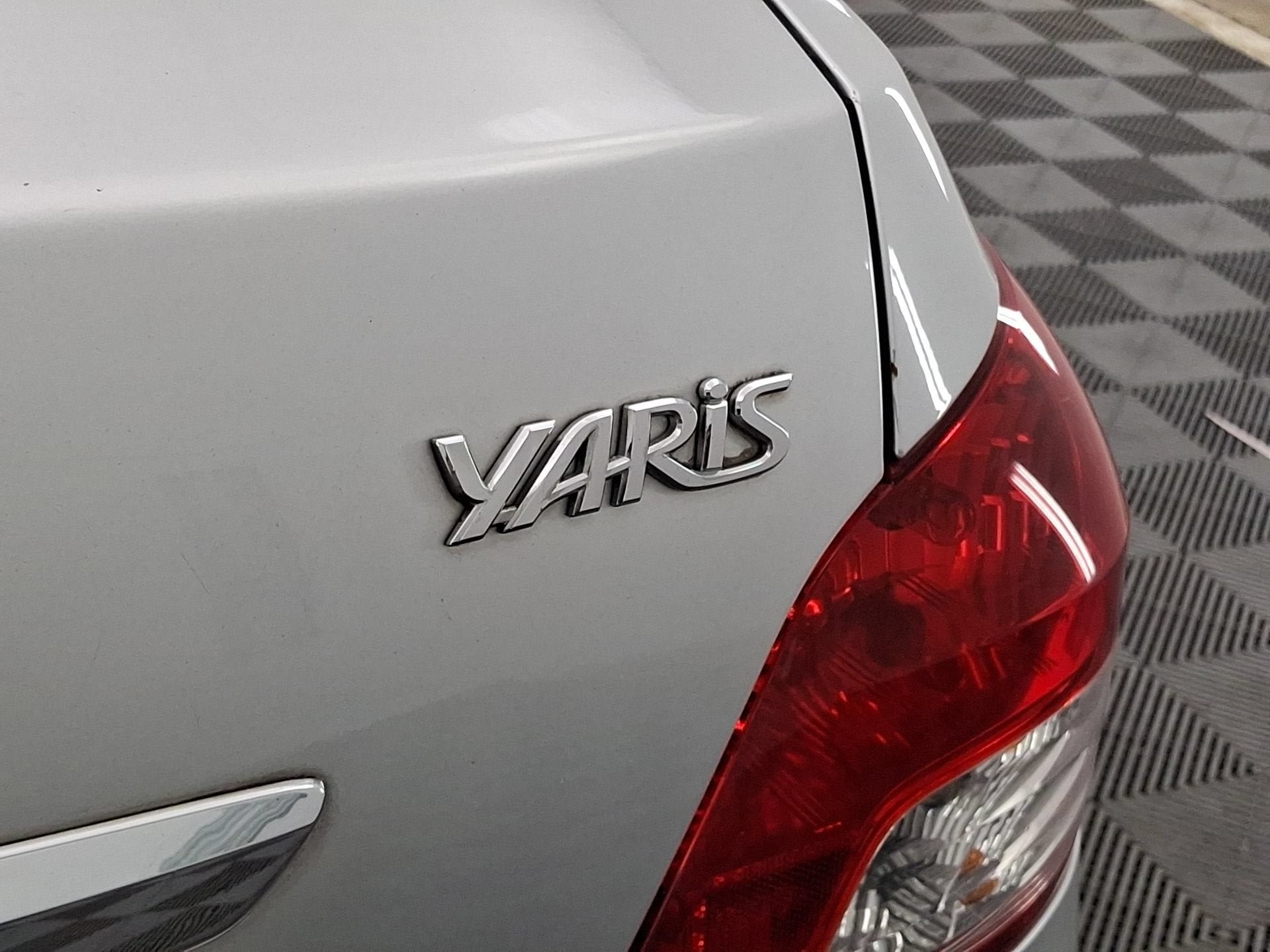 Used 2007 Toyota Yaris S FWD image 20