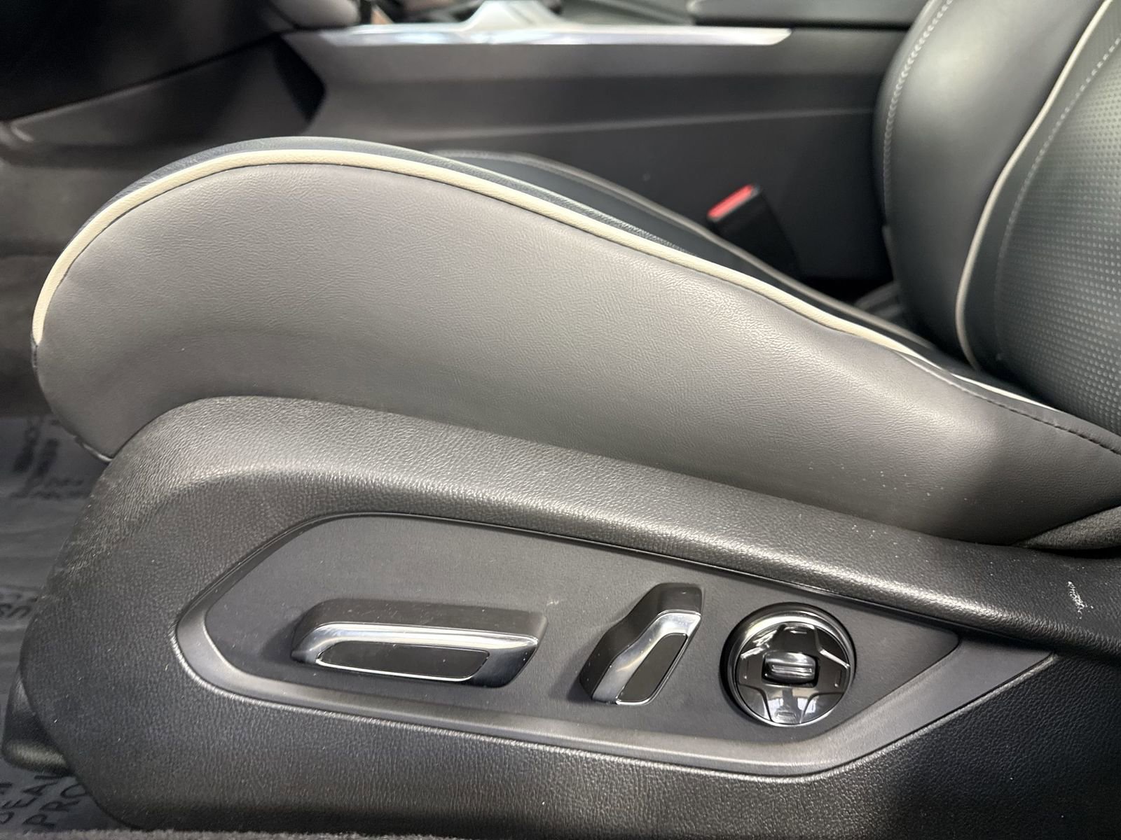 Certified 2023 Acura TLX SH-AWD w/ Advance Package image 23