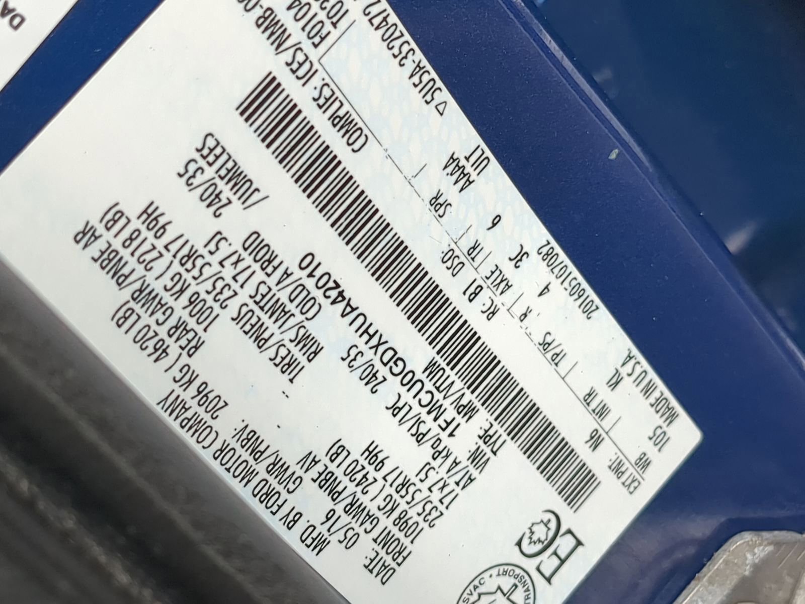 Used 2017 Ford Escape SE image 36