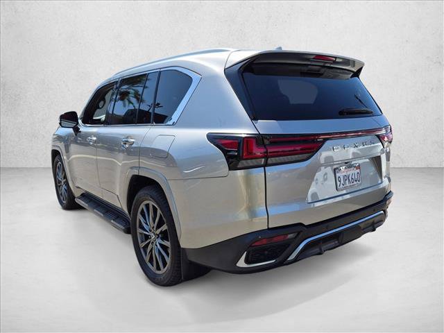 Used 2023 Lexus LX 600 F Sport w/ Accessory Package (Z1) AWD/4WD image 7