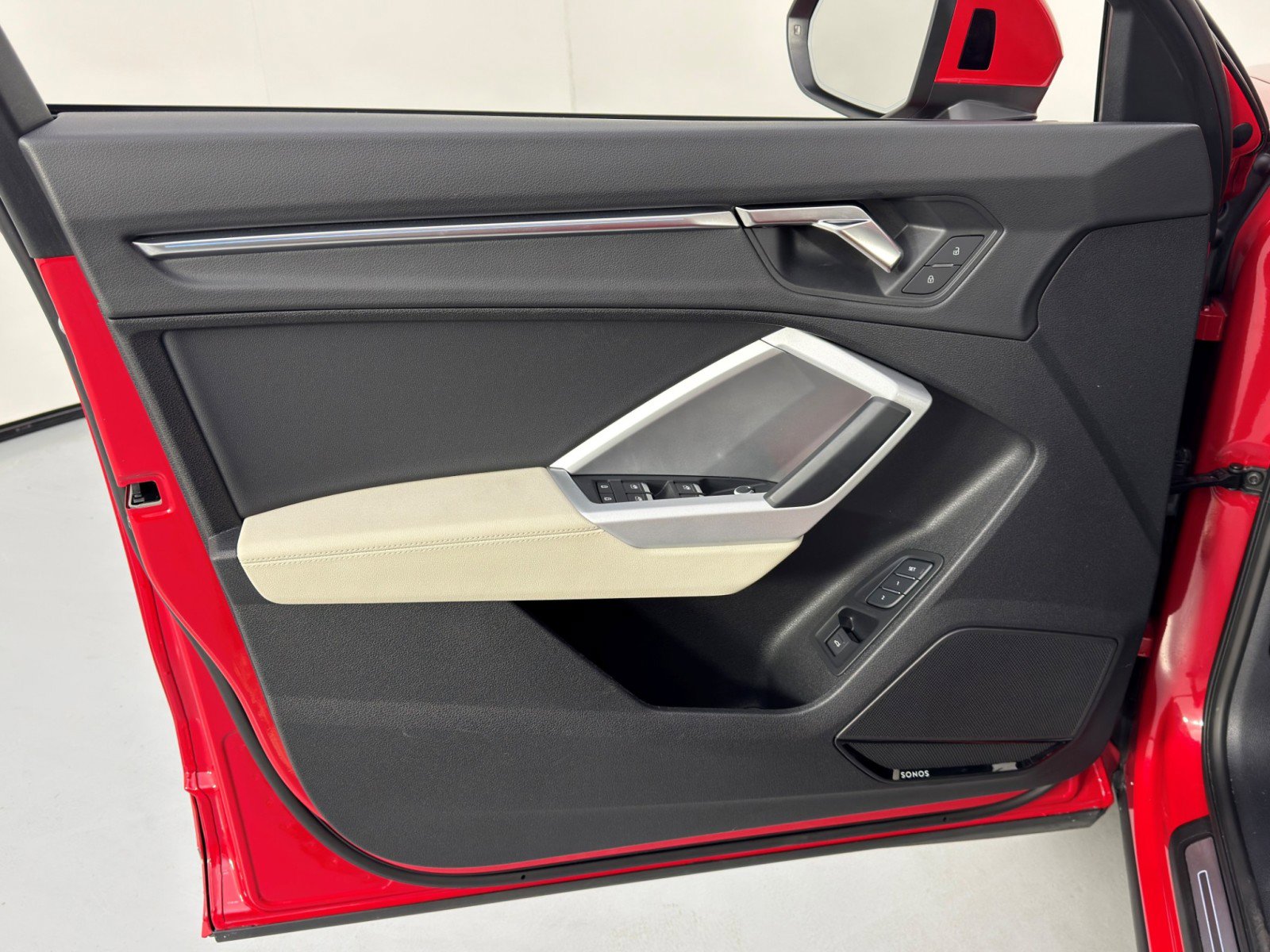 Used 2023 Audi Q3 2.0T Premium Plus image 41