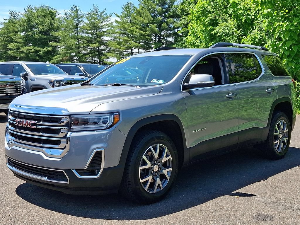 Certified 2023 GMC Acadia SLT AWD/4WD image 3
