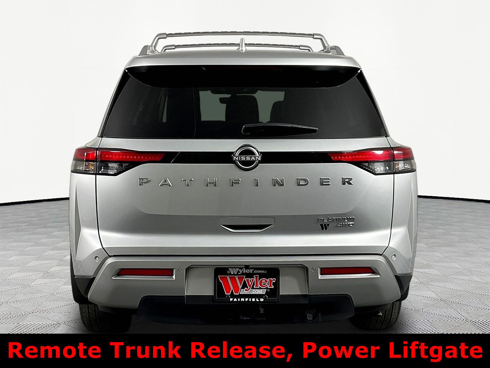 Used 2025 Nissan Pathfinder Platinum AWD/4WD image 5