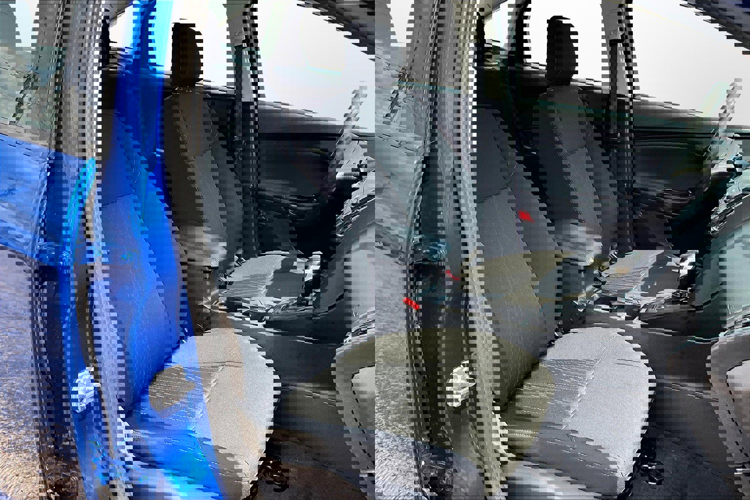 Used 2018 Ford Focus SE image 7