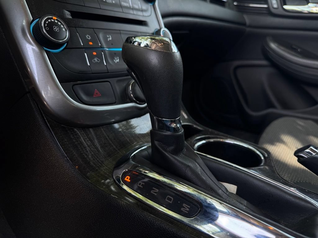 Used 2015 Chevrolet Malibu LT w/ Power Convenience Package FWD image 29