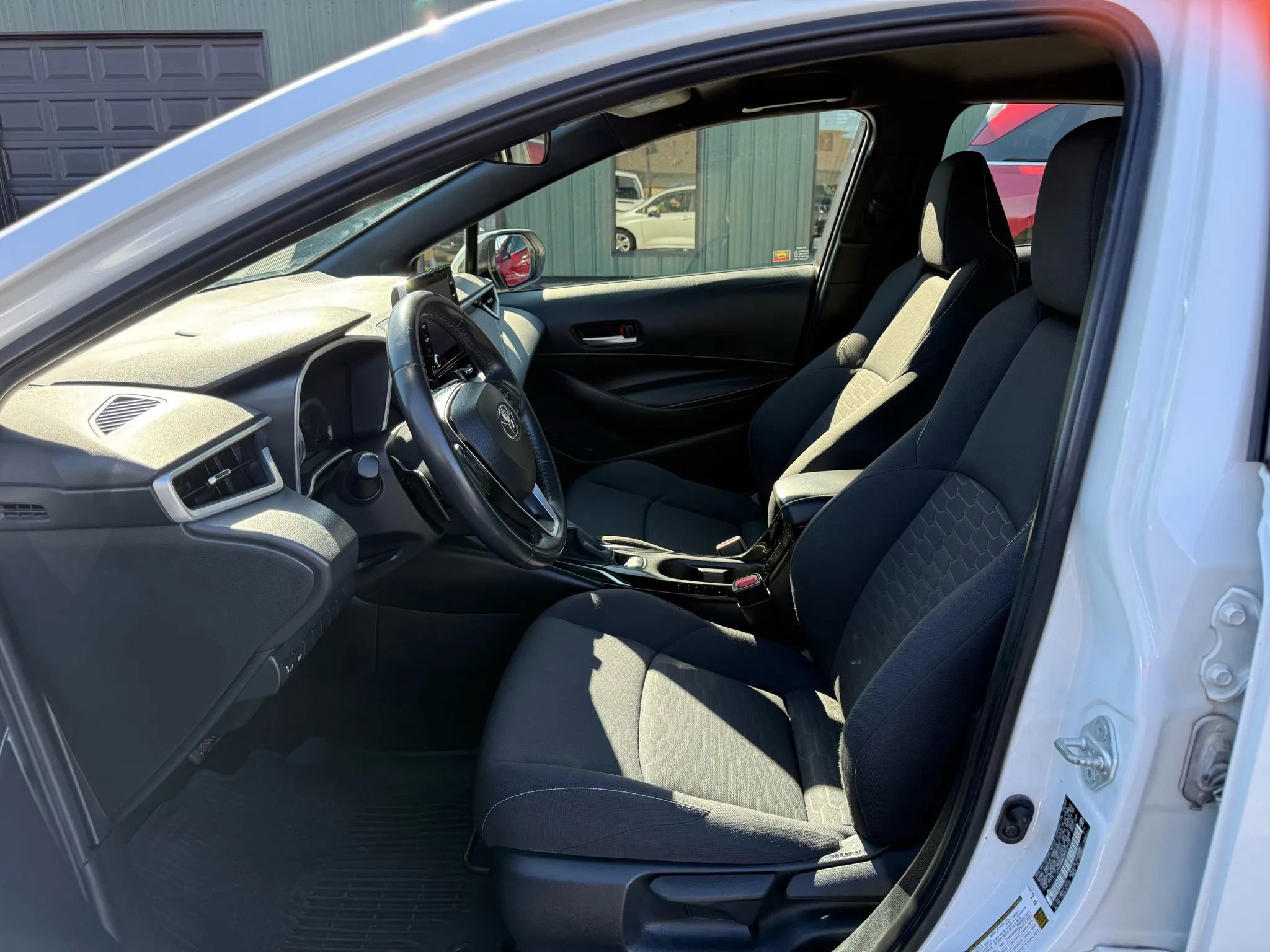 Used 2021 Toyota Corolla SE image 2