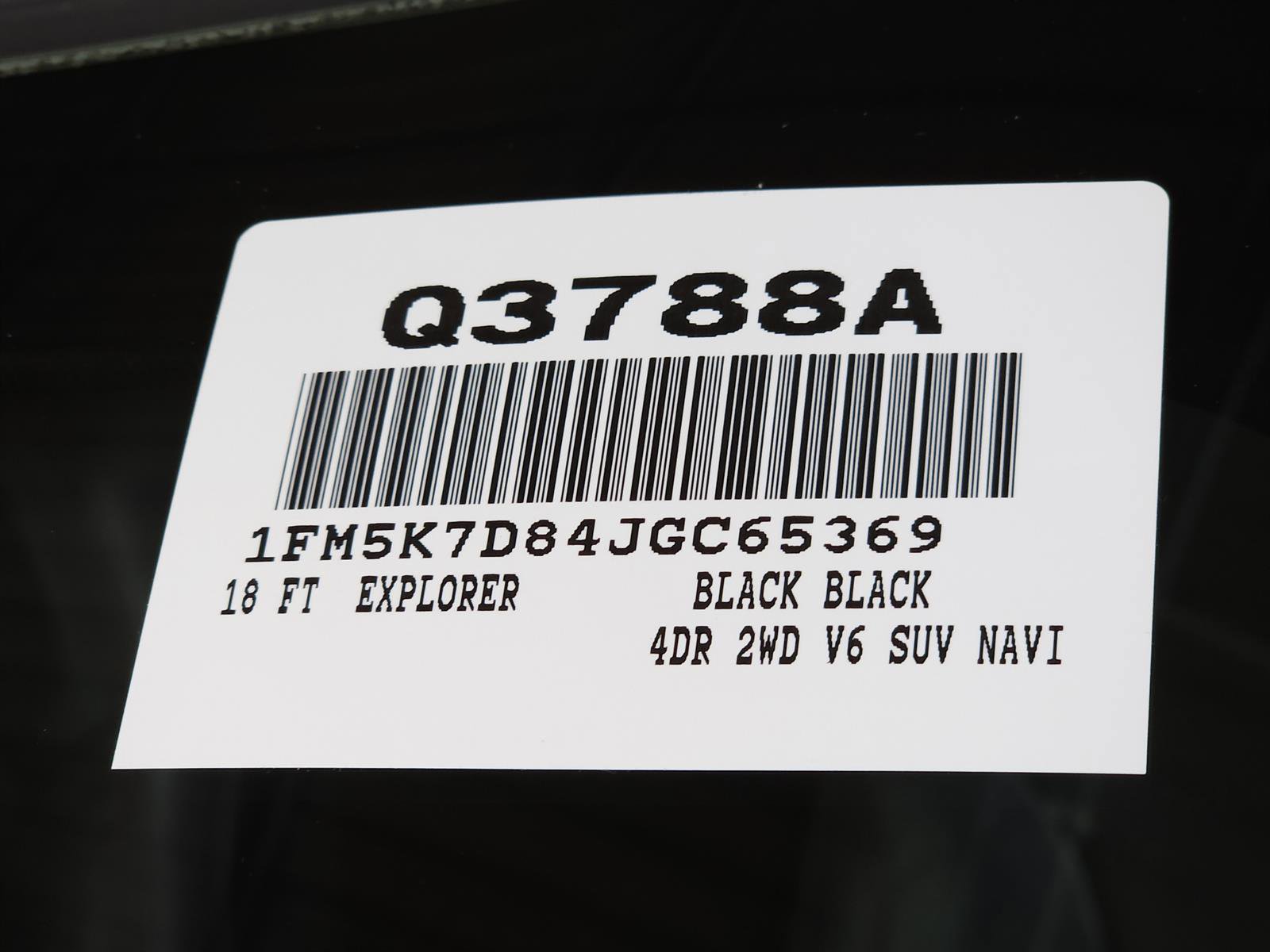 Used 2018 Ford Explorer XLT w/ Equipment Group 202A image 31