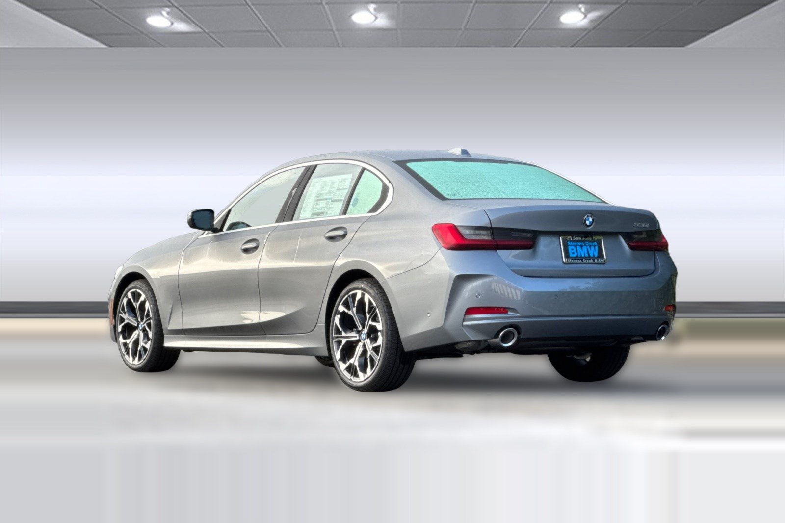 Used 2026 BMW 330i Sedan w/ Premium Package RWD image 3