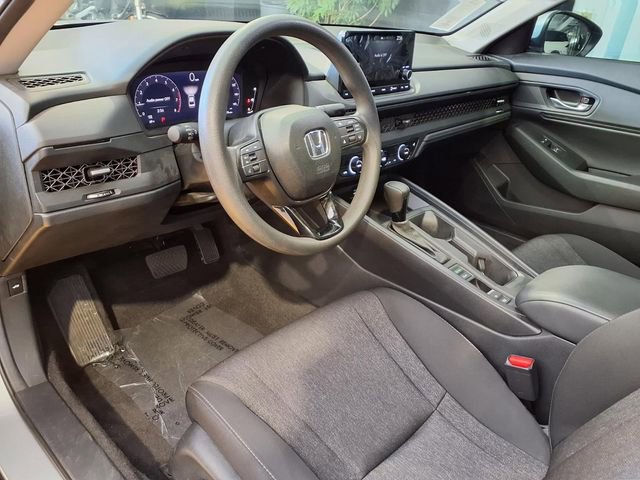Used 2024 Honda Accord EX image 4