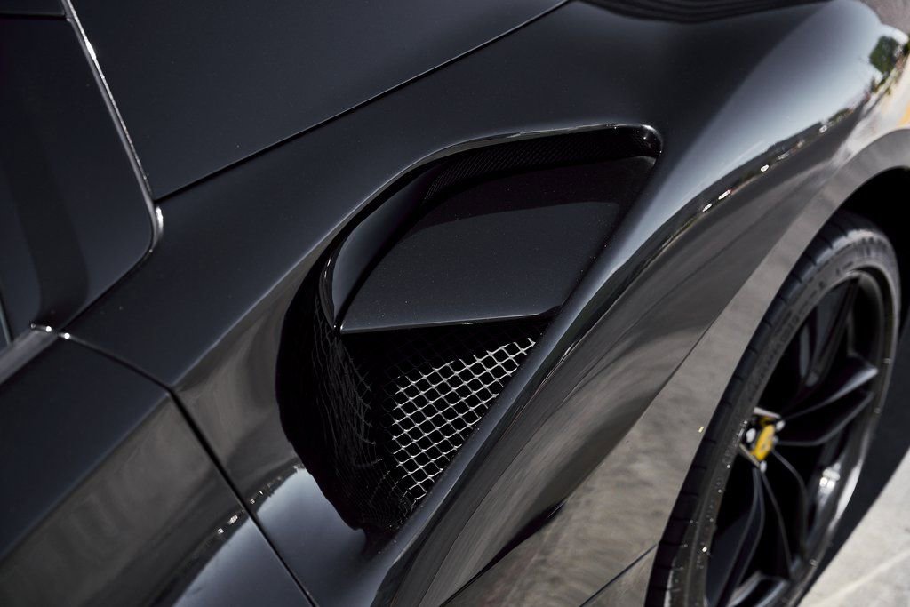 Used 2018 Ferrari 488 Spider image 10