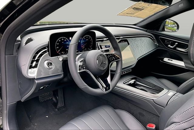 New 2026 Mercedes-Benz E 450 4MATIC Sedan image 8