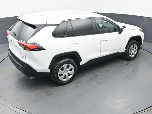 Certified 2023 Toyota RAV4 LE AWD/4WD image 38