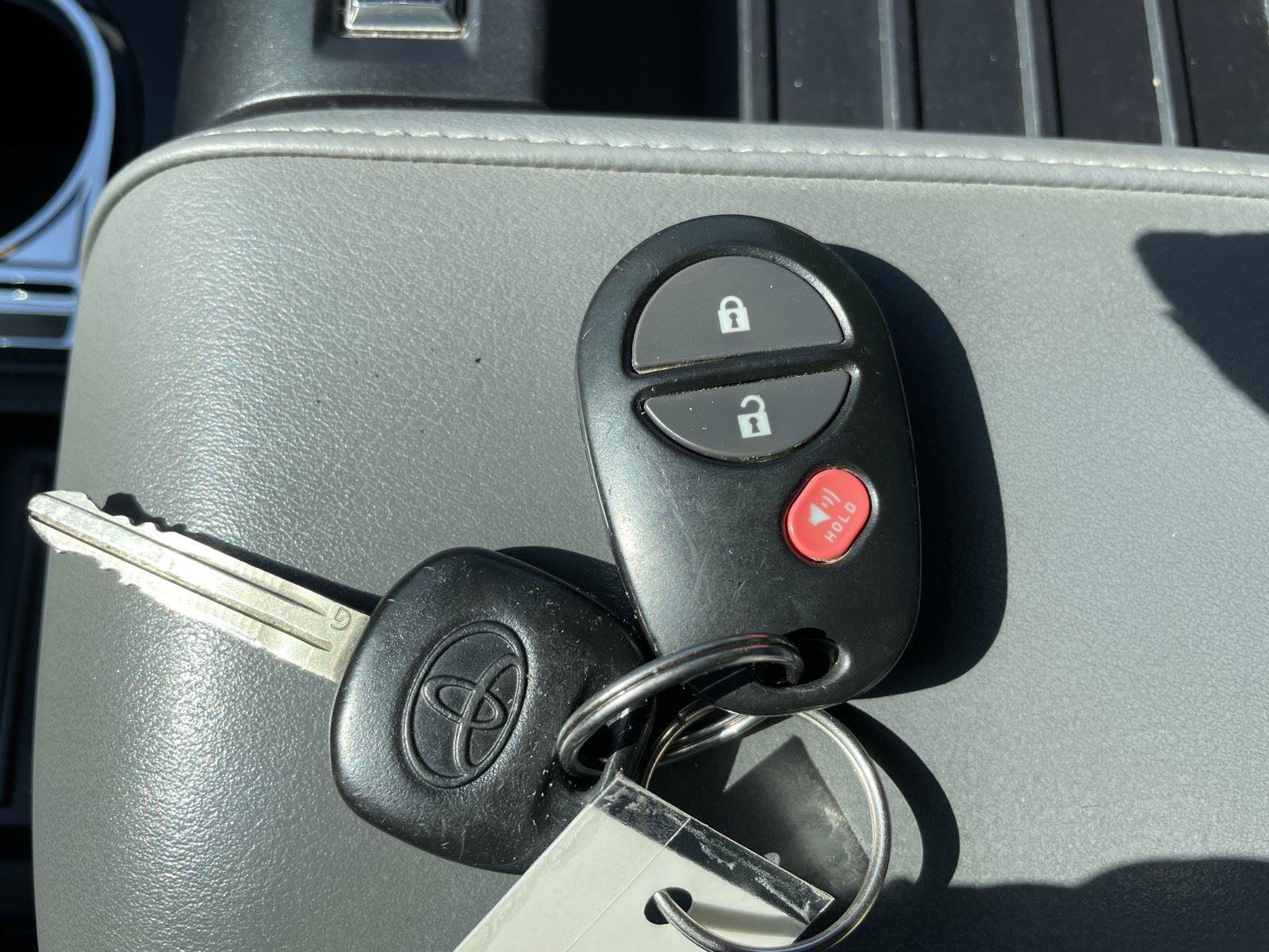 Used 2015 Toyota Tundra Limited image 53