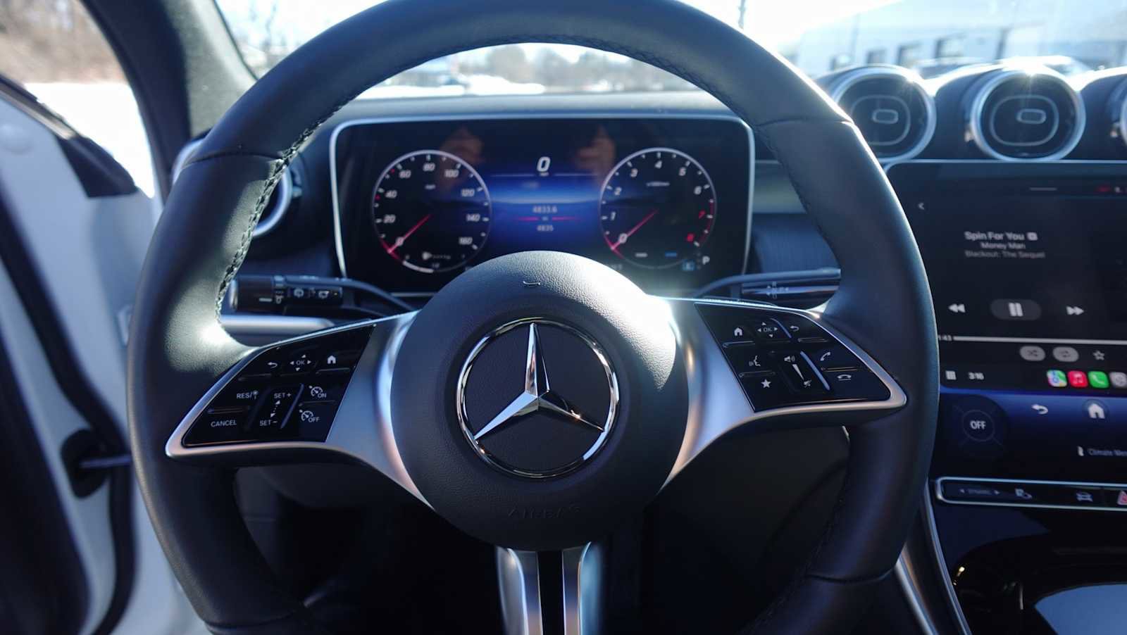 Used 2026 Mercedes-Benz GLC 300 4MATIC image 26